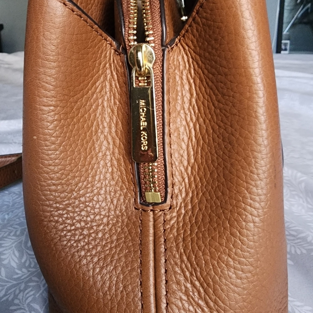 MICHAEL KORS Savannah Small Satchel Handbag | Brown Genuine Leather Designer Bag - Picture 5 of 13